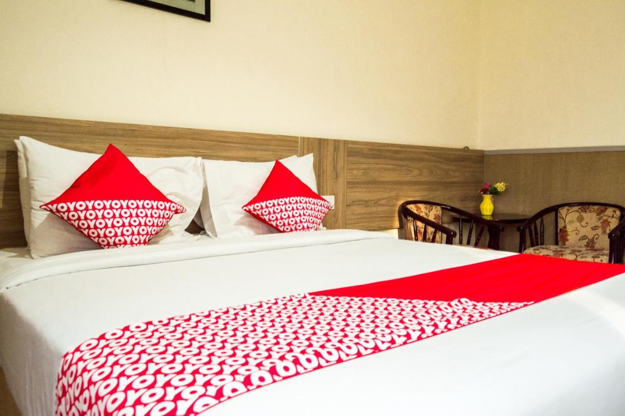 Collection O 625 Hotel Golden Gate Batam Exterior foto